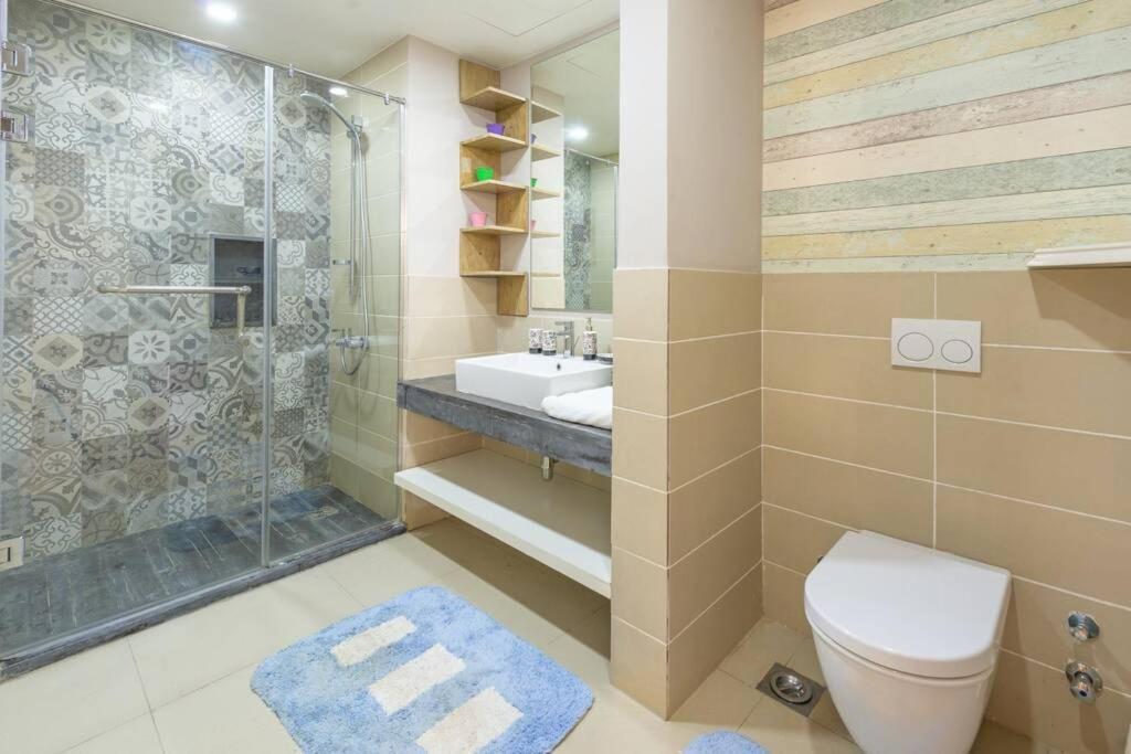 דירה Marina Mosaique 1 Bedroom With Pool View